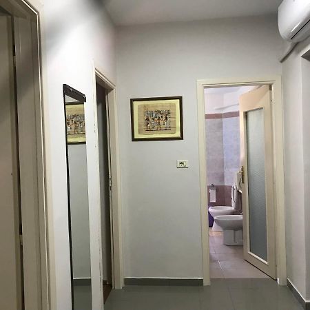 ティラナProper House Ivaアパートメント エクステリア 写真